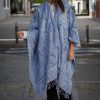 Poncho de lana bordado a mano -Azul I-